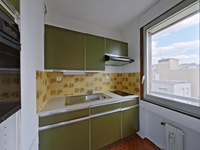 STUDIO A LOUER PARIS 11EME ARRONDISSEMENT 32.29 m 986,76 €