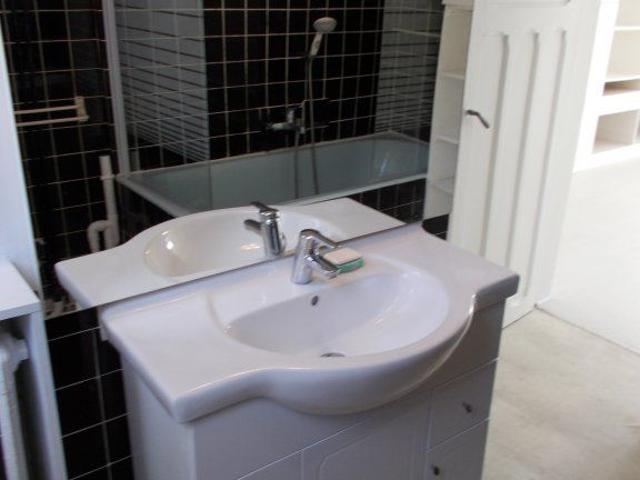 STUDIO A LOUER PARIS 16EME ARRONDISSEMENT 33.85 m 1 060 €
