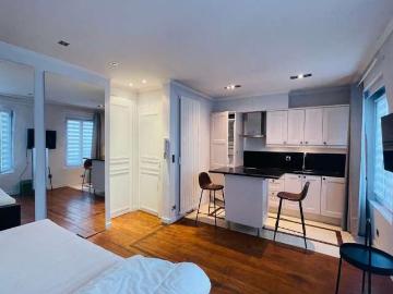 Studio à louer Porte Dauphine, Paris