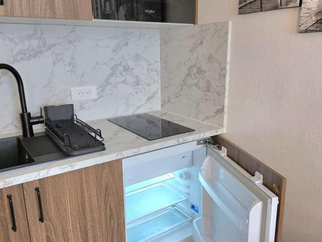 Studio à louer Porte Dauphine, Paris