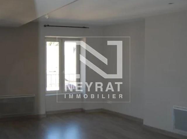 STUDIO A LOUER SENNECEY LE GRAND 30.65 m2 380 € charges comprises par mois: Immobilier SENNECEY LE GRAND | Neyrat Immobilier
