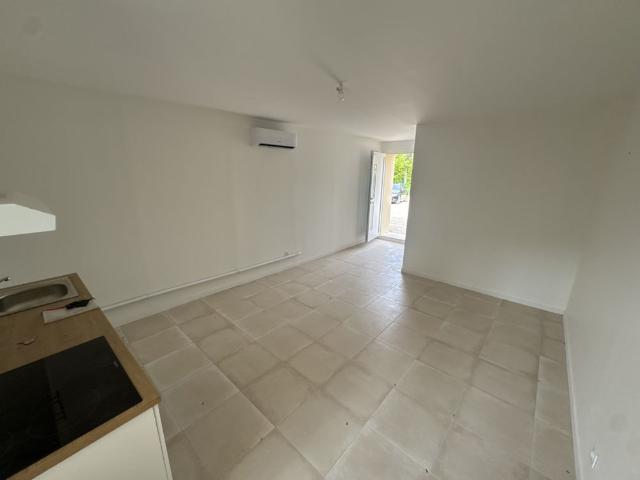 STUDIO A LOUER SUR POMMEUSE