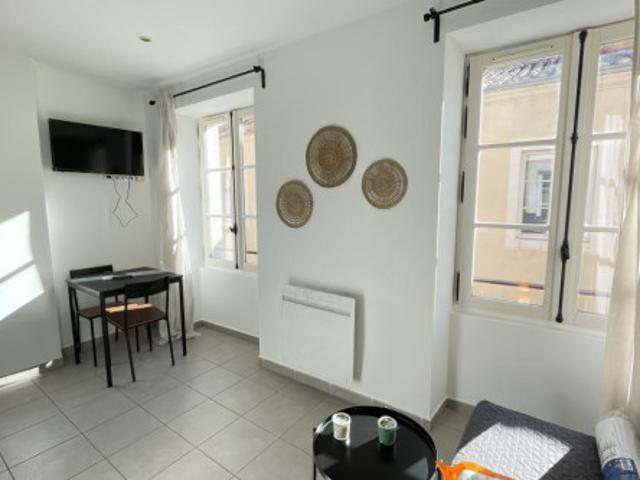 Studio à Marseille 2 Ar à louer Locagestion, expert en gestion locative