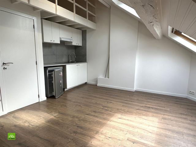 studio à NAMUR 5000