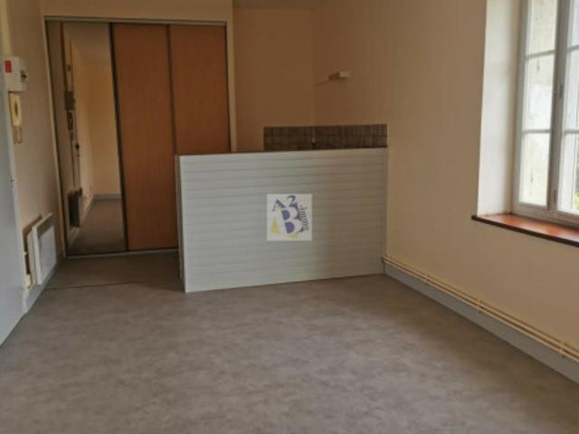Studio à Ruelle Sur Touvre à louer Locagestion, expert en gestion locative