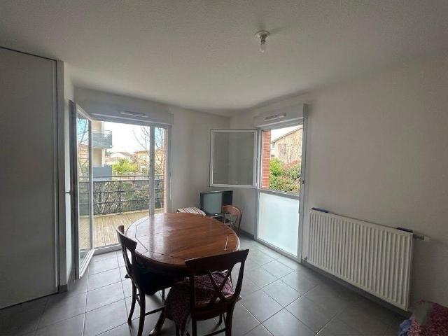 Studio à Saint Jory avec balcon et parking vendu libre !
