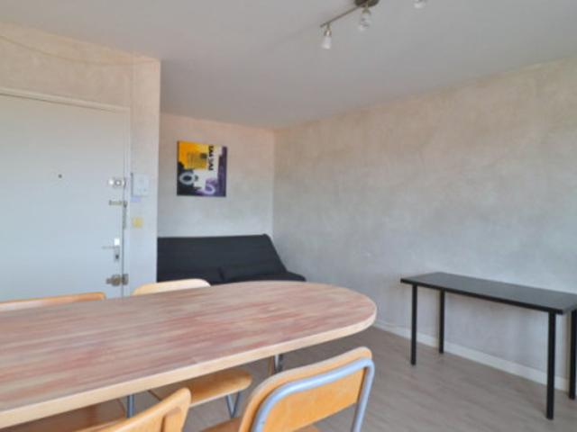 Studio à Saint Julien Les Villas à louer Locagestion, expert en gestion locative