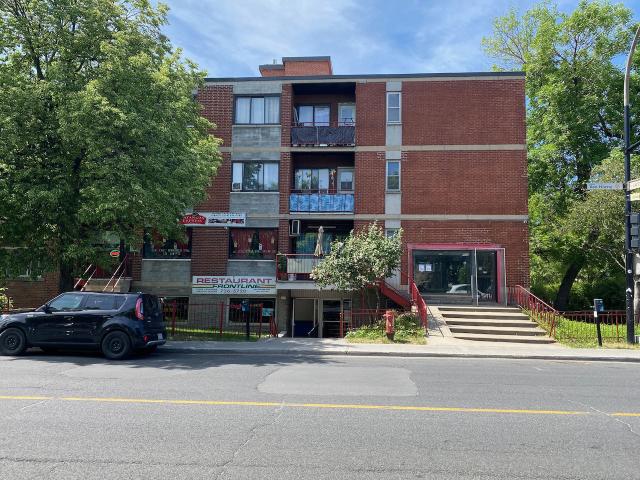 Studio and one bedroom apartments Next to Plamondon Metro!