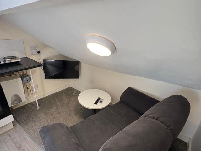 Studio Apt Hillsborough All Bills Inc