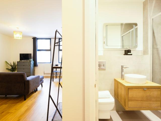 Studio Apartment – Medium Let