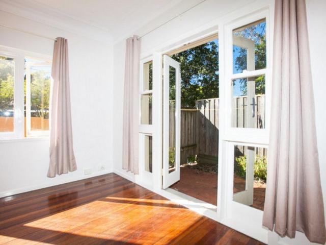 Studio Apartment Near West End & Public Transport!