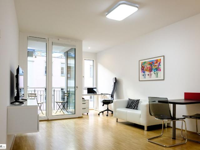 Studio Apartment Nr. 15 in best Dresden Neustadt location, Dresden Amsterdam Apartments for Rent