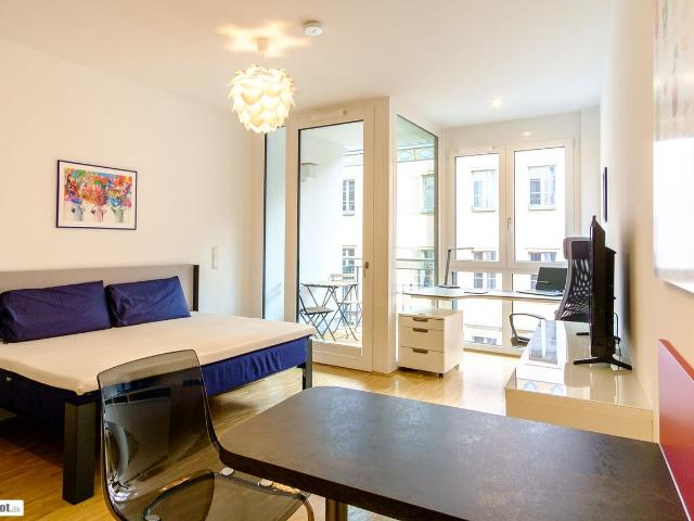 Studio Apartment Nr. 12 in best Dresden Neustadt location, Dresden Amsterdam Apartments for Rent