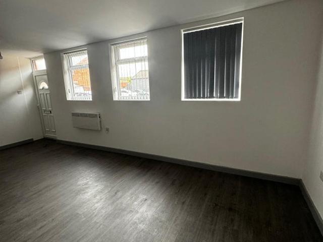 Studio Apartment Available to Rent – Leicester