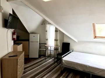 Studio Apartment All Bills Inc Part Furnished