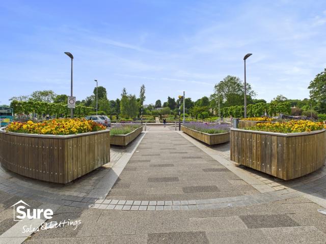 Studio Apartment Bank Court, Hemel Hempstead, Hertfordshire
