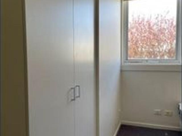 STUDIO APARTMENT Electricity and water usage included in weekly rent