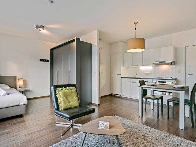 Studio Apartment for Rent on the Brussels Canal – Waterview Residence