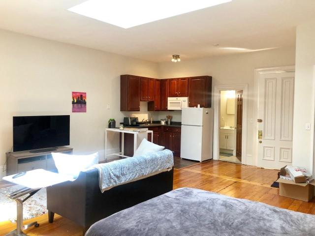 Studio Apartment for Rent at 115 Beacon St #11A, Boston, MA 02116 Back Bay