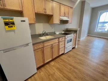 Studio Apartment for Rent at 341 Main St, Bennington, VT 05201