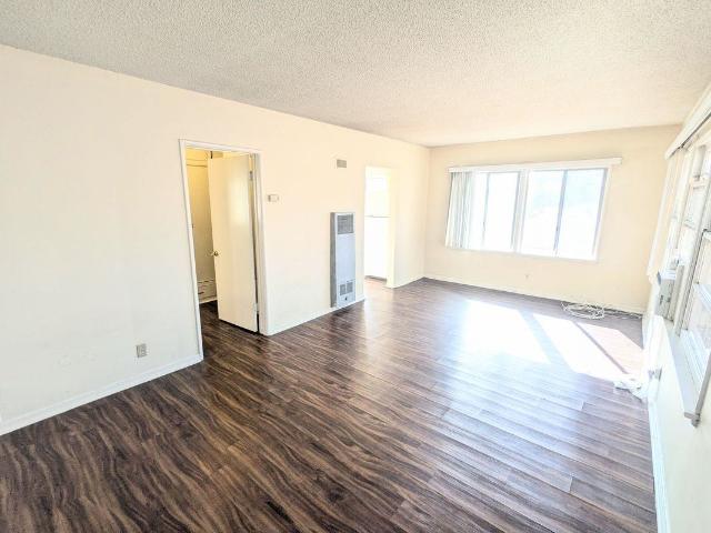 Studio Apartment for Rent at 5149 Cahuenga Blvd, Los Angeles, CA 91601 Mid Town North Hollywood