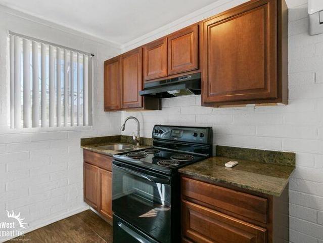 Studio Apartment for Rent at 8835 N 3rd St #14, Phoenix, AZ 85020