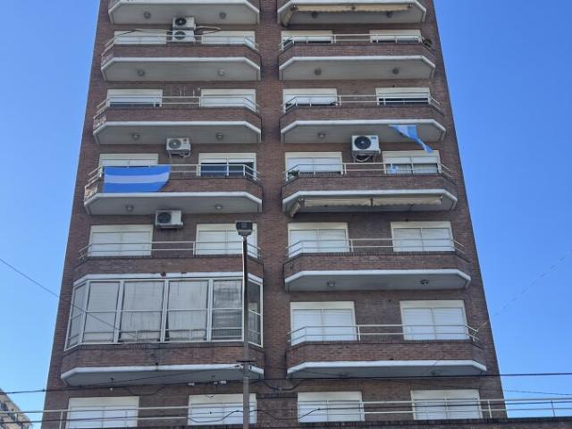 STUDIO APARTMENT FOR RENT – IDEAL OFFICE OR PROFESSIONAL USE | QUILMES CENTER
