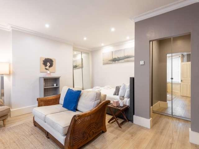 Studio apartment for rent in Notting Barns, London