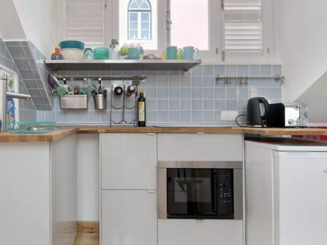 Studio apartment for rent in Estrela, Lisbon