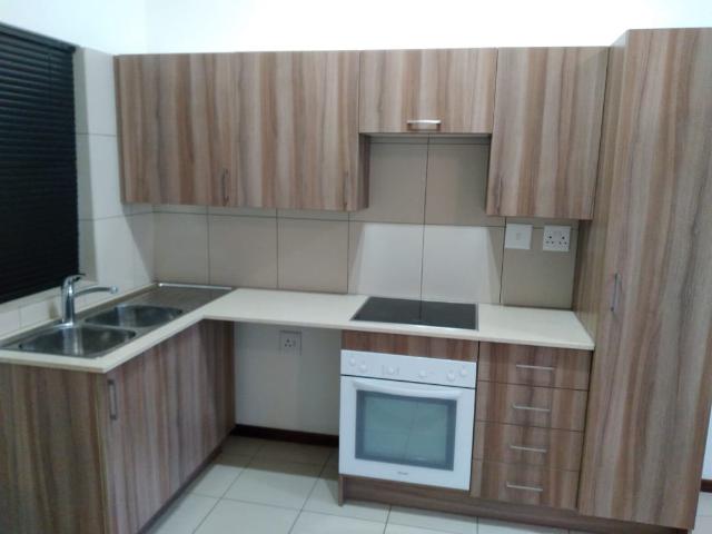 Studio Apartment for rent in Jackal Creek Golf Estate R6000 Available 1 October