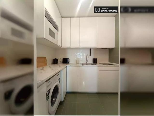 Studio apartment for rent in Lisbon