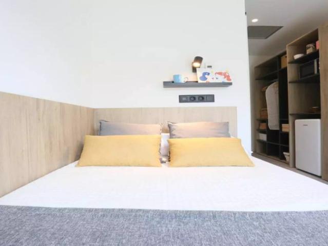 Studio apartment for rent in Los Bermejales, Sevilla