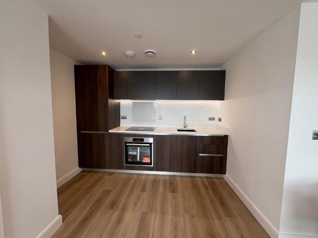 Studio apartment for rent in The Mount, Richmond Hill Approach, Richmond Hill, Leeds, LS9