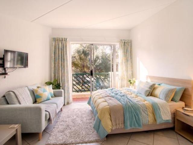 Studio apartment in Olivedale