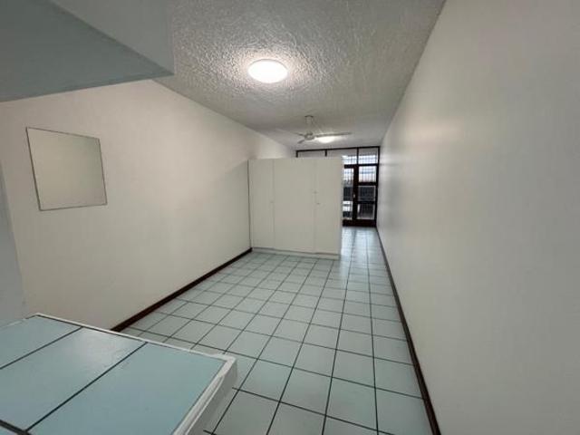 Studio apartment in Amalinda