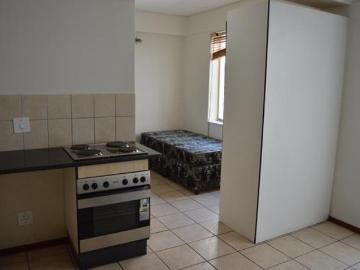 Apartment to rent in Braamfontein - Lift