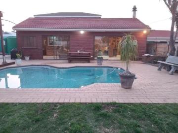 Apartment to rent in East London - Security