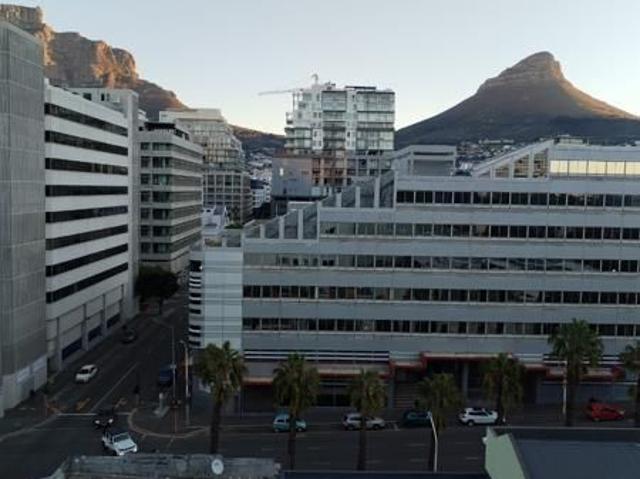 Studio apartment in Cape Town City Centre