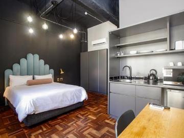 Studio Apartment in Cape Town City Centre