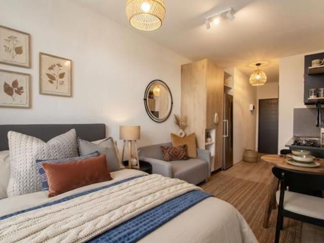 Studio Apartment in Constantia Kloof