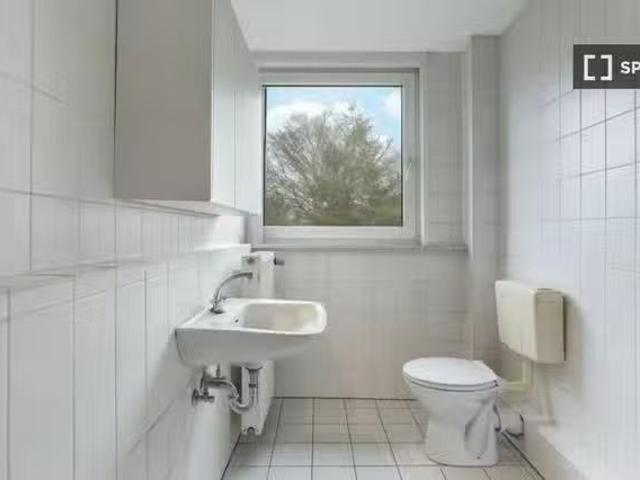 Studio Apartment in Düsseldorf zu vermieten, Nebenkosten inklu.