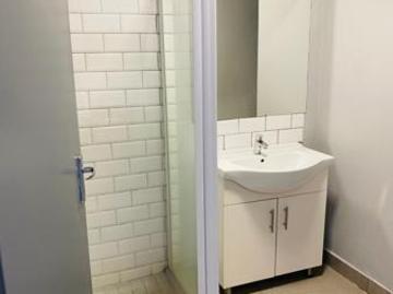 Studio Apartment in Houghton Estate