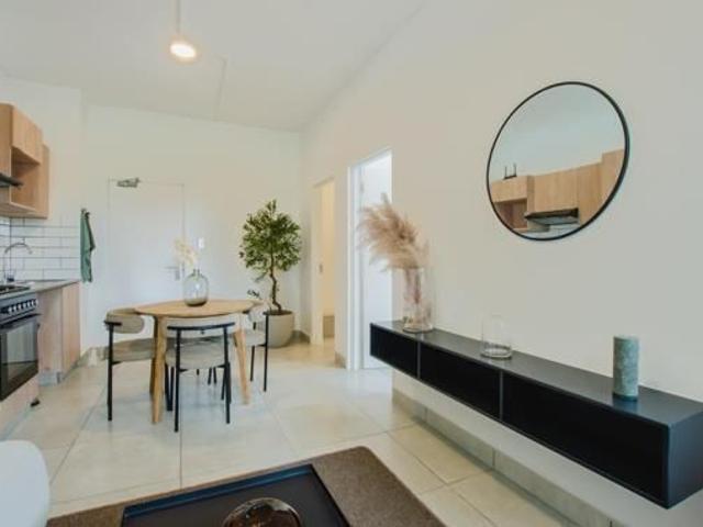 Studio Apartment in Illovo
