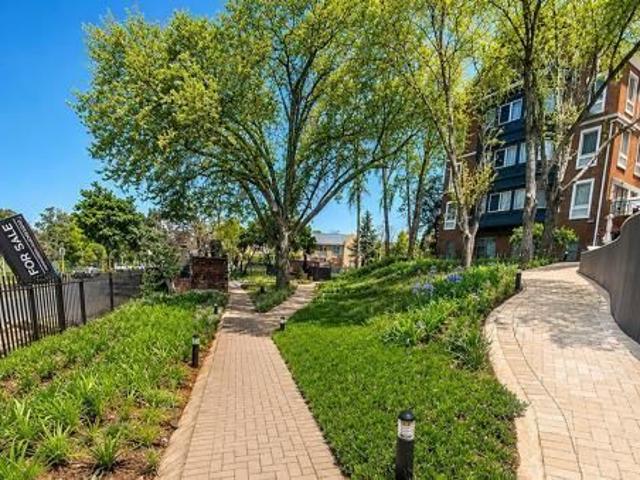 Studio apartment in Illovo