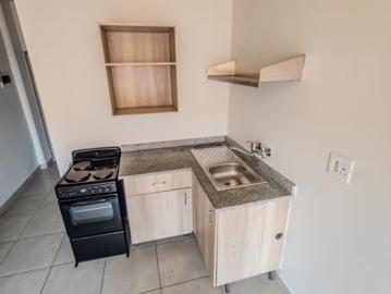 Studio Apartment in Kempton Park Central