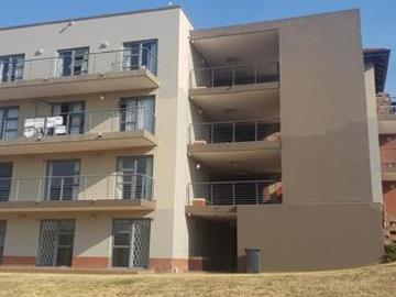 Studio Apartment in Ruimsig