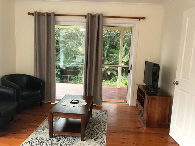 STUDIO APARTMENT IN RURAL SETTING!