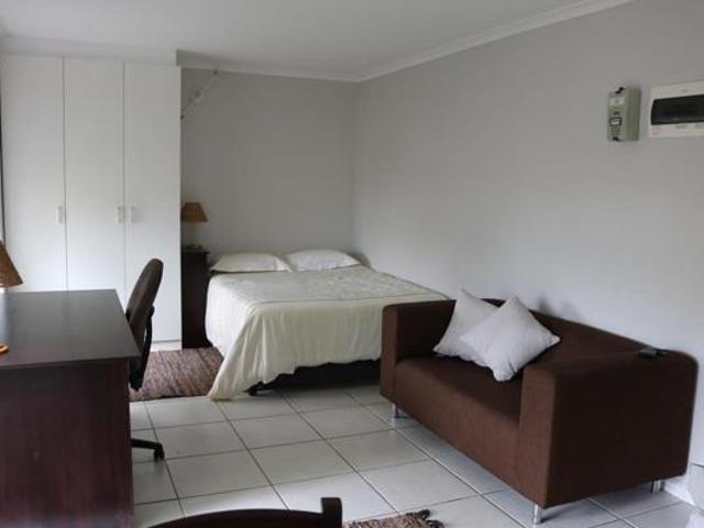 Studio Apartment in Rondebosch