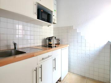 Studio apartment in the Belgian Quarter, Koln Amsterdam Apartments for Rent