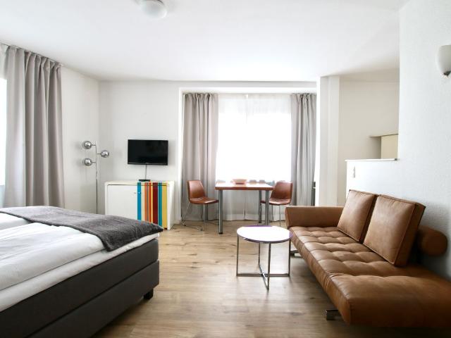 Studio apartment in the Belgian Quarter, Koln Amsterdam Apartments for Rent